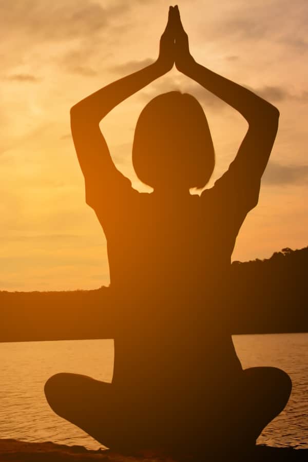 sabine yoga sadhana coach mediation pranayama auch gers 600x900