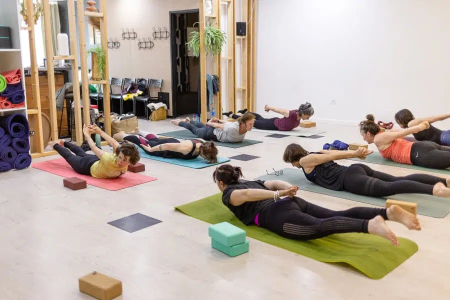 stages yoga groupe auch gers avantages bienfaits 3