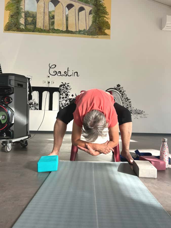 yoga sur chaise cours collectif auch gers 0